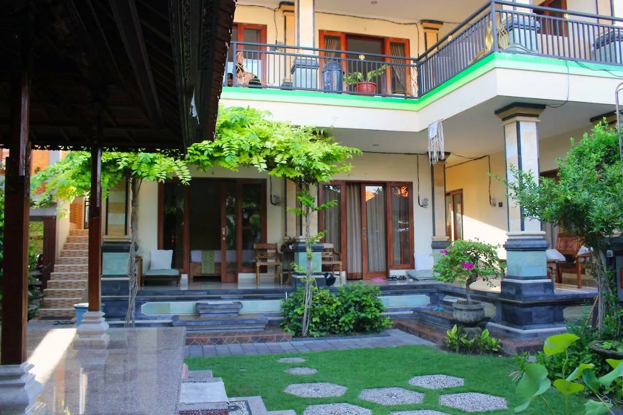 Guest house Cr Tris Rooms Seminyak